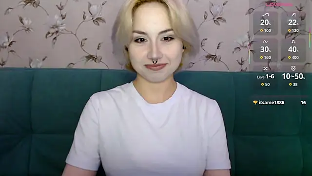 LeisaHopperstad online show from July 15, 2026, 12:45 pm