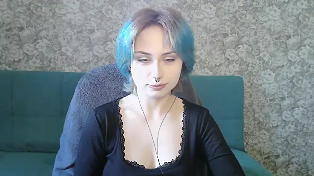 LeisaHopperstad online show from March 28, 2026, 2:18 pm