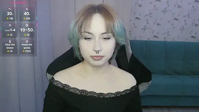 LeisaHopperstad online show from May 21, 2026, 12:13 pm