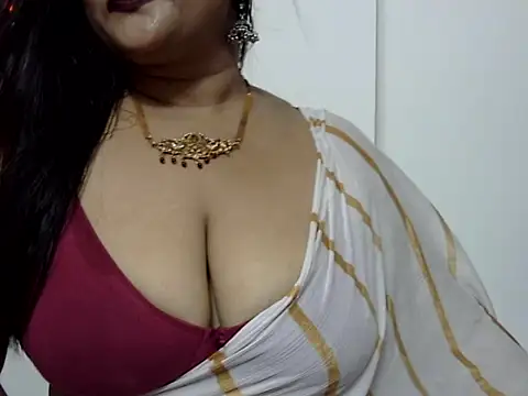 aarohee9 online show from August 5, 2026, 5:56 am