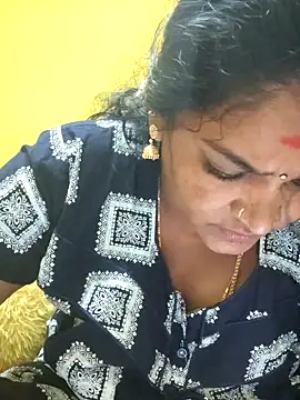 navyasree143 online show from October 18, 2025, 1:51 am