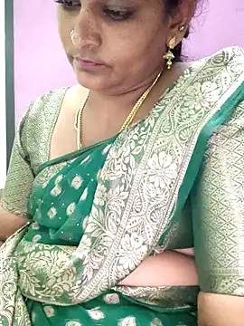 navyasree143 online show from September 30, 2025, 3:07 pm