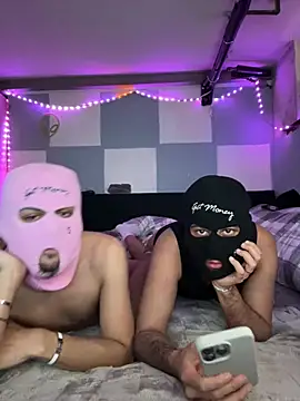 juan03065 online show from May 20, 2026, 3:53 pm
