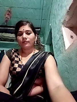 Sapna  wq1 online show from October 15, 2025, 10:07 pm