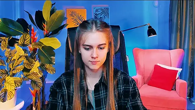 JuneWoods online show from April 2, 2026, 7:15 am