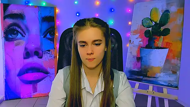 Snapshot of JuneWoods chatting on February 26, 2026, 7:19 am JuneWoods online show from February 26, 2026, 7:19 am