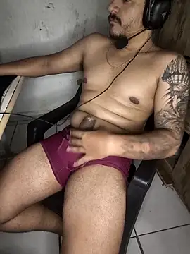 Snapshot of gtzmoreno chatting on February 28, 2026, 7:41 am gtzmoreno online show from February 28, 2026, 7:41 am