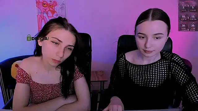 Snapshot of leslie_bird chatting on February 9, 2026, 12:58 pm leslie bird online show from February 9, 2026, 12:58 pm