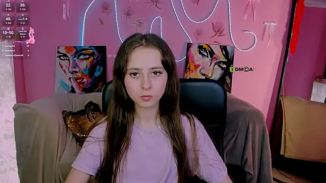 Snapshot of rebecca_smile chatting on June 29, 2026, 12:16 pm rebecca smile online show from June 29, 2026, 12:16 pm
