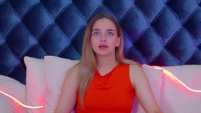 AnitaVenture online show from November 20, 2025, 4:24 am