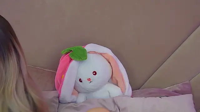 AnitaVenture online show from November 12, 2025, 4:16 am