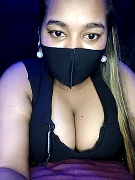 Hot Girl Dimple online show from September 28, 2025, 5:09 pm