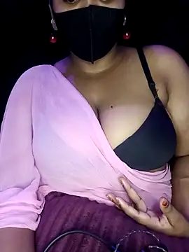 Hot Girl Dimple online show from October 2, 2025, 6:11 pm