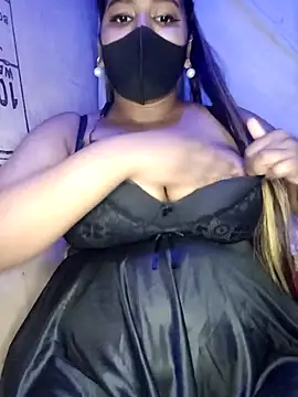 Hot Girl Dimple online show from October 13, 2025, 5:42 am