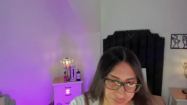 cherrylady 02 online show from January 12, 2026, 12:34 pm