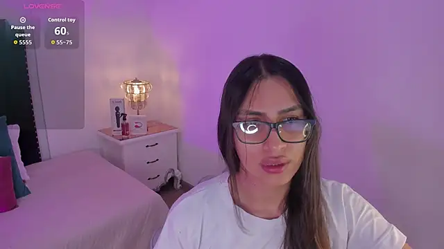 cherrylady 02 online show from November 14, 2025, 12:53 pm