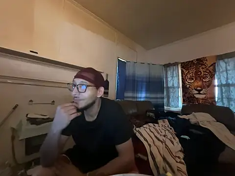 ThrowedWorldWide online show from February 11, 2026, 8:20 pm