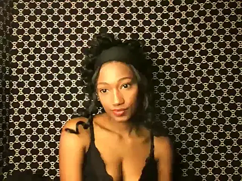 Camillasexy online show from November 26, 2025, 1:00 pm