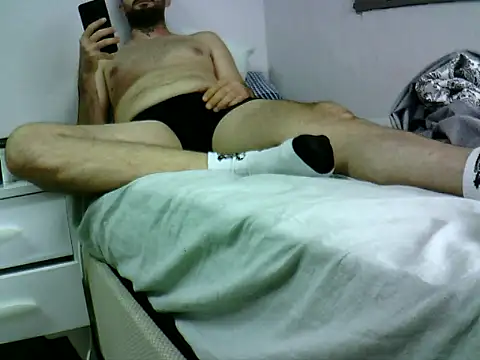 Snapshot of krerem chatting on October 18, 2025, 1:57 pm krerem online show from October 18, 2025, 1:57 pm