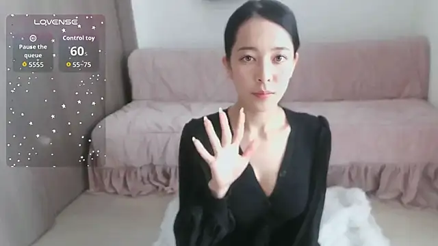 mireimimi  online show from October 23, 2025, 3:49 am