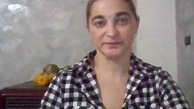 Snapshot of GoldenAngelMilf chatting on November 13, 2025, 4:22 pm GoldenAngelMilf online show from November 13, 2025, 4:22 pm