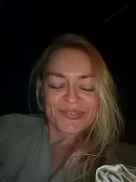 demidelightfulxx online show from October 26, 2025, 7:25 pm