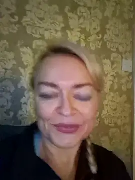 demidelightfulxx online show from October 10, 2025, 6:58 am