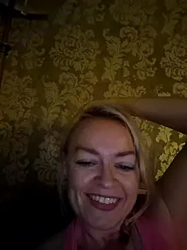 demidelightfulxx online show from January 9, 2026, 7:59 am