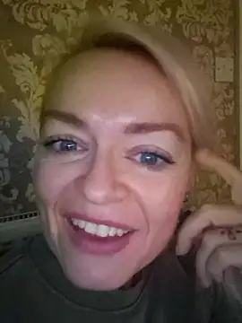 Snapshot of demidelightfulxx chatting on October 7, 2025, 6:58 am demidelightfulxx online show from October 7, 2025, 6:58 am