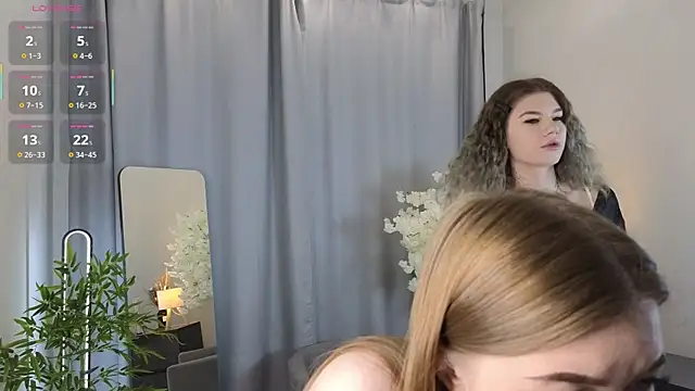 TwixieGuo online show from October 17, 2025, 4:16 am