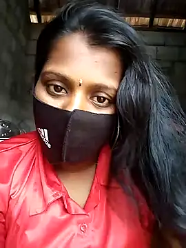 Tamil Hot Sandy online show from November 16, 2025, 7:35 am