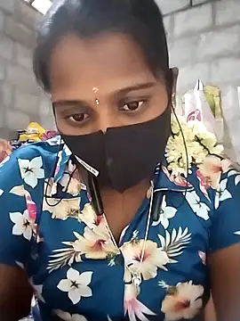 Tamil Hot Sandy online show from December 14, 2025, 6:19 am