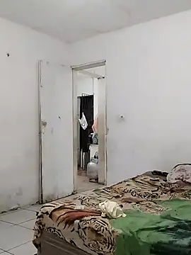 kkaycelia online show from February 22, 2026, 10:22 pm