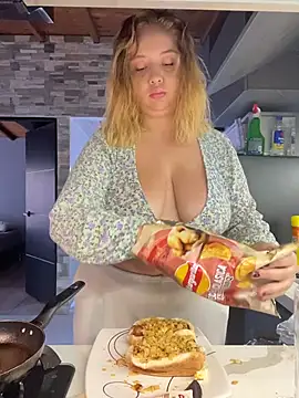 Angelina velvett online show from November 9, 2025, 7:07 pm