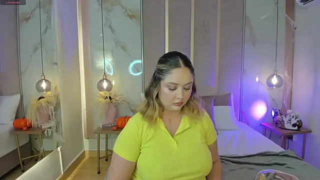 Angelina velvett online show from October 22, 2025, 11:47 pm