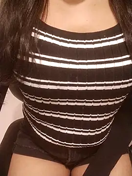 Rosie Star online show from November 12, 2025, 3:16 pm