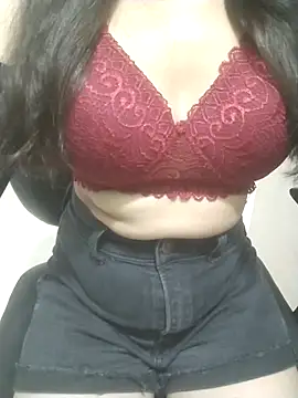 Rosie Star online show from October 16, 2025, 3:53 pm