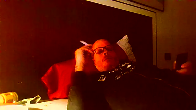 ilmilanese76 online show from September 26, 2025, 7:43 pm