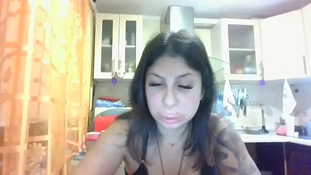 QueenMomyS online show from October 22, 2025, 9:35 pm