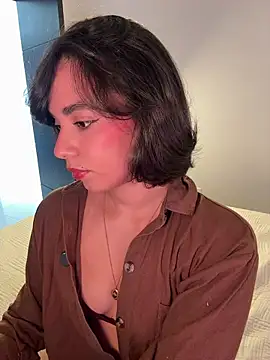 Capricho 01 online show from July 16, 2026, 7:11 pm