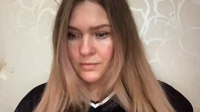 Snapshot of Milysoren chatting on February 12, 2026, 4:18 pm Milysoren online show from February 12, 2026, 4:18 pm