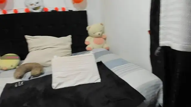 Yin yang hot online show from October 24, 2025, 11:31 am