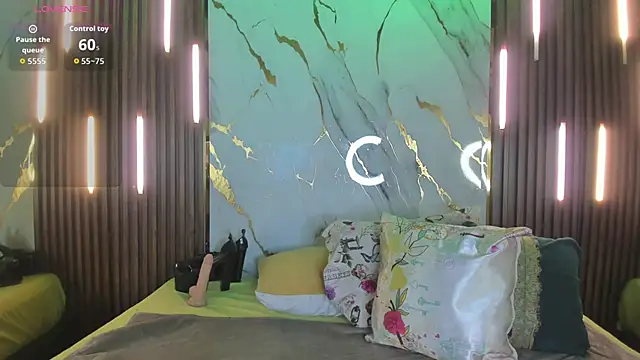 NoahVidall online show from April 17, 2026, 6:05 am