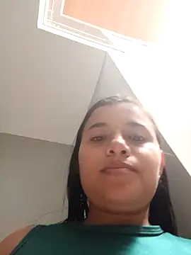 Snapshot of Sweety_Tasha chatting on October 6, 2025, 7:36 pm Sweety Tasha online show from October 6, 2025, 7:36 pm
