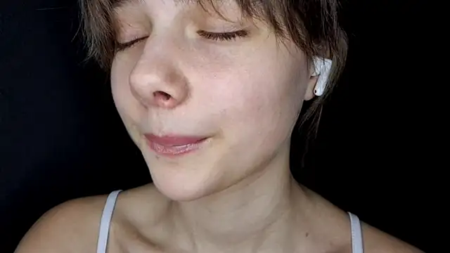 ExitedTroth online show from November 25, 2025, 3:23 pm