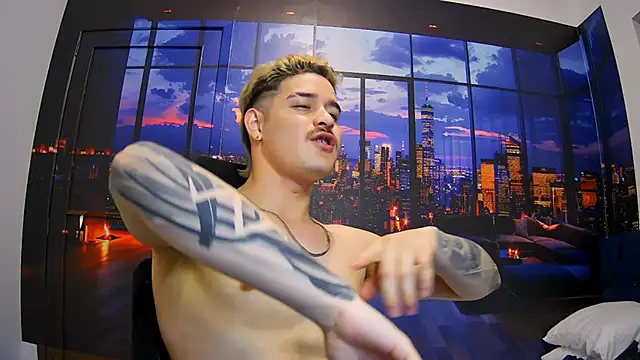 AlexPiersss online show from October 2, 2025, 8:01 pm