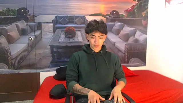 RomeoMillerr online show from January 5, 2026, 7:50 pm
