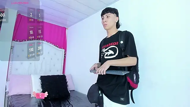 XaanderGrey online show from November 16, 2025, 7:29 pm