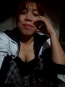 nhinhi-sexy online show from October 3, 2025, 2:29 pm