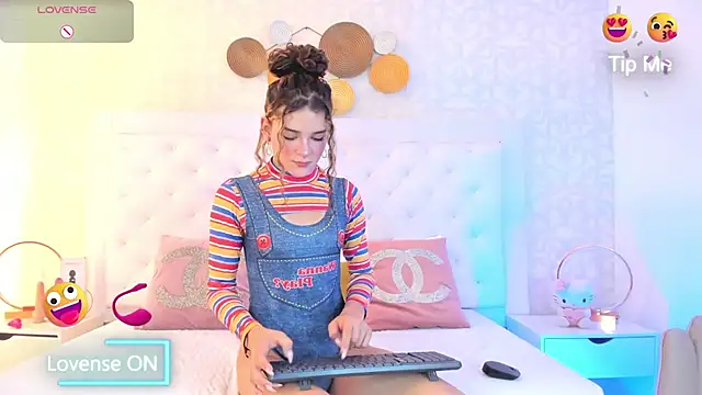 kendallspears 1 online show from October 11, 2025, 3:40 am